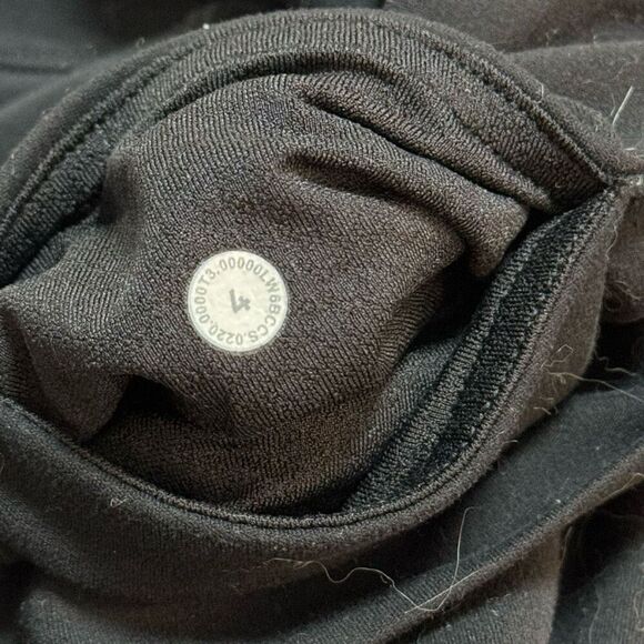 Lululemon black crossed-front seam cropped leggings | Sz 4 - Picture 6 of 6